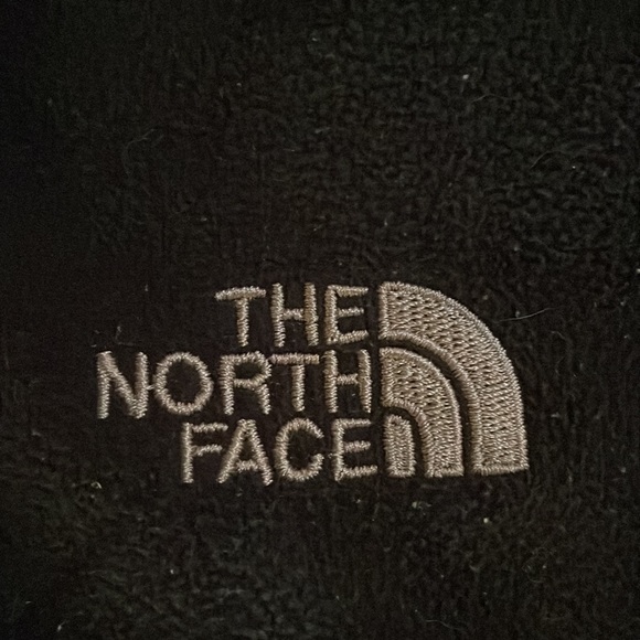 North Face pullover - Picture 4 of 5